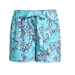 🩵 Lilly P🩵 Mylee NWOT Tie-Front Printed Shorts 10 in Light Aqua. PRISTINE!